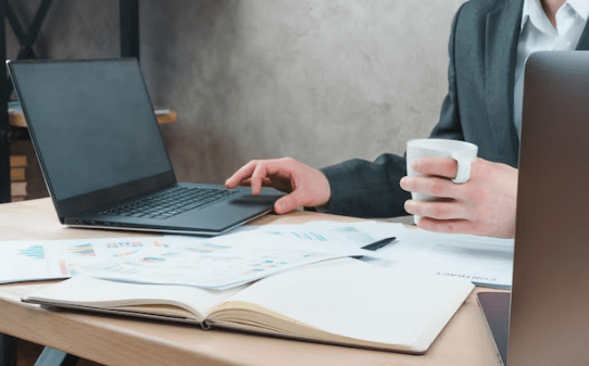 如何選擇適合企業(yè)的CRM系統(tǒng)？